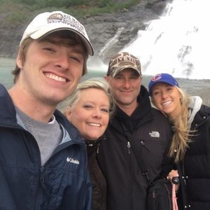 Meet your Posher, Mandy